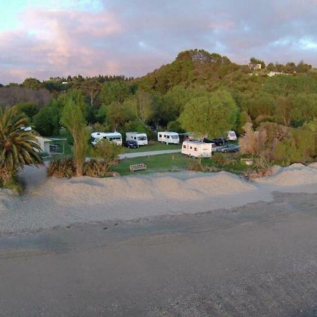 Golden Bay Holiday Park Onekaka Exterior foto